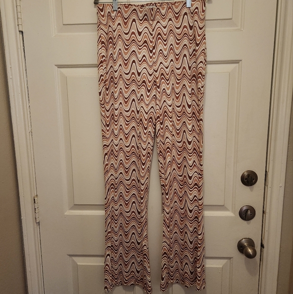 Hollister Pants Womens Flare Leg Ultra High Rise Geometric Print Pull On Sz L - Picture 1 of 6